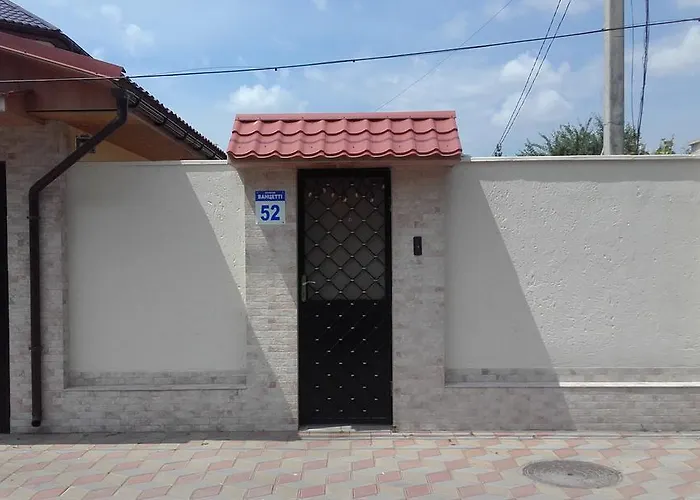 Cozy House On Vanceti Street *